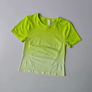 Rashguard une pièce à manches courtes avec fermeture éclair pour femme, idéal pour le surf, la natation et le BJJ, Rashguard sublimé à manches courtes pour femme - Product Image 3