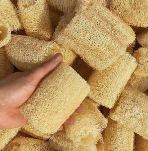 Éponge de bain en loofah naturelle de qualité supérieure pour l'exfoliation du corps et l'utilisation sous la douche - Product Image 6