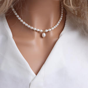 Collar de Perlas de Agua Dulce con Diseño de Grano de Arroz Estilo Palacio Retro, Diseño Simple y Moderno con Versatilidad de Alta Gama - Product Image 1