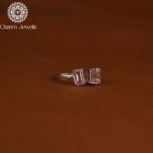 แหวนมอสซาไนต์ทรงแอสเชอร์สำหรับผู้หญิงจาก Charm_Jewells ตัวเรือนเงินแท้ 925 ประดับแบบหนามเตย ดีไซน์เรียบง่ายรูปทรงเรขาคณิต - Product Image 2
