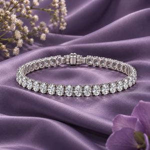 สร้อยข้อมือเพชรทรงรีเพาะเลี้ยงในห้องปฏิบัติการ 9K 14K 18K |   สร้อยข้อมือโซ่สี่ง่าม ทองคำแท้ เครื่องประดับชั้นดี สง่างาม นิรันดร์ - Product Image 2