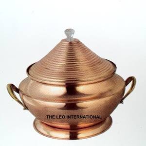 Durable Copper Metal Chafing Dish for <b>Buffet</b> <b>Tables</b> Ideal for Professional Food Service Commercial Use - Product Image 2