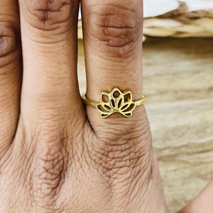 Luxury Design Lotus <b>Rings</b> Boho Brass <b>Rings</b> For Women 18k Gold Plated Floral <b>Statement</b> Cutout <b>Ring</b> For Wholesale/OEM/ODM - Product Image 6