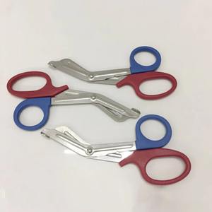 Ciseaux à pansements pour infirmières en acier inoxydable SWISHER INTERNATIONAL, 5,5 pouces, ciseaux médicaux pour traumatismes, certifiés CE, écologiques, durables - Product Image 5