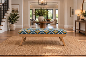 Banco de Madera Tejido a Mano con Lana y Yute, Tapizado Geométrico Azul Mostaza, Estilo Boho Rústico para Entrada, Dormitorio o como Banco Decorativo - Product Image 2