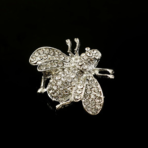 Broche de Mariposa de Cristal, Pin de Solapa de Insecto Chapado en Plata de Latón, Accesorio de Moda, Regalo para Mujer para Boda, Compromiso o Fiesta - Product Image 2