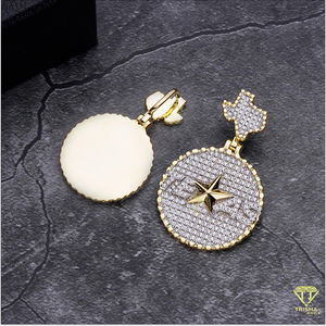 Bijoux fins de haute qualité glacé VVS Moissanite diamant plaqué or 925 pendentif rond en argent pour hommes - Product Image 3