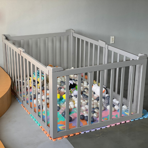 Corralito para Bebés Personalizable de Pino Gris Moderno, Corralito Versátil para Niños para Dormitorio, Sala de Estar, Cumple con los Requisitos del Cliente - Product Image 5