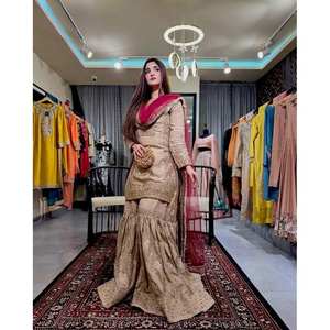 Conjunto de traje Salwar Kameez de seda de diseñador, talla XL, para ocasiones de boda, con lentejuelas y bordados, elegante ropa de boda con lentejuelas. - Product Image 4