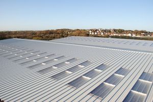 Panneau de toiture pour entrepôt industriel, tôle ondulée blanche imperméable pour la construction de bâtiments - Product Image 4