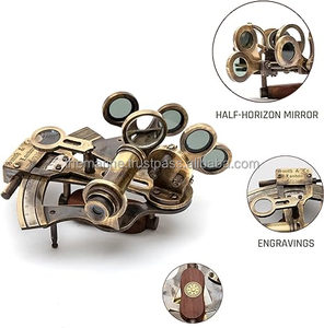 Aspecto antiguo Smith & Co. London Brass 4,5 pulgadas Sextante náutico con caja de madera para navegación y artículo de regalo de propósito astronómico - Product Image 3