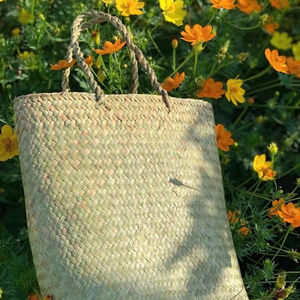 Handmade Woven <b>Tote</b> Beach <b>Bag</b> <b>Straw</b> <b>Bag</b> Seagrass Woven Basic Style Fashion Handbag for Women From Vietnam Factory - Product Image 1