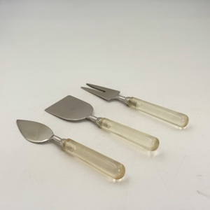 Couteau, fourchette et épandeur à beurre personnalisés en acier inoxydable avec manche en résine pour restaurants - Product Image 3