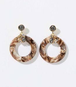 ต่างหูอีพ็อกซี่เรซิ่นสำหรับผู้หญิง สาวๆ งานแต่งงาน วันครบรอบ ตกแต่งอย่างหรูหรา ต่างหูอีพ็อกซี่เรซิ่นสีชมพู ผลิตด้วยมือ - Product Image 2