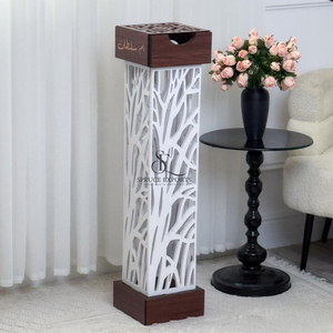 Quemador de Incienso de Bambú de Lujo Spruce Exports, de Pie, con Diseño Láser y Escritura Árabe. Decoración para el Hogar al por Mayor de Primera Calidad - Product Image 1