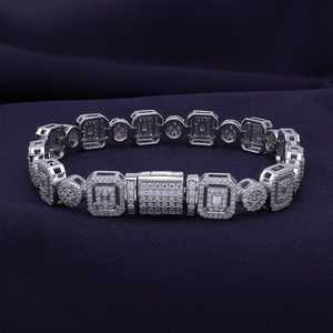 Pulsera de tenis geométrica de plata de ley 925 con moissanita VVS de corte esmeralda, joyería de lujo unisex estilo hip hop - Product Image 2
