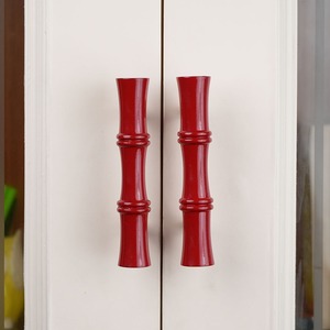 Meubles en bois modernes peints en rouge, armoires, tiroirs, portes à boutons, poignées longues coulissantes pour cuisine, artisanat Mughal en bois - Product Image 2