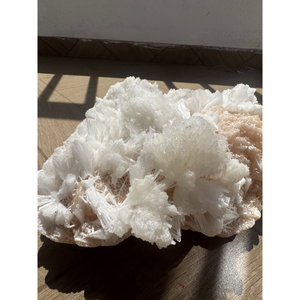 High Quality Large Scolecite Stilbite <b>Crystal</b> <b>Cluster</b> Natural Mineral Stone for Decorative and Gift Use - Product Image 1