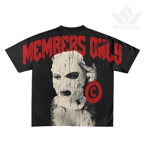 Camiseta Negra Members Only de Manga Corta con Cuello Redondo, Algodón Jersey, Corte Regular, Estilo Urbano, Estampado Gráfico Frontal, Tejido de Punto - Product Image 1