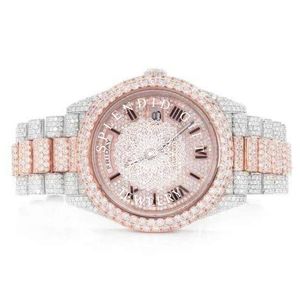 Montre de luxe pour homme avec diamants, boîtier en argent/moissanite, 28 mm, analogique, quartz, cadran à chiffres romains, verre saphir, fermoir papillon, ETA - Product Image 1