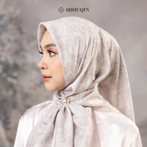 ผ้าพันคอสี่เหลี่ยมลายดอกไม้สวยงาม Shouqin ผ้าคลุมศีรษะสำหรับผู้หญิงมุสลิม ป้องกันรอยยับ พิมพ์ลายดิจิทัล ใช้ได้ทุกวัน/ละหมาด/งานแต่งงาน/รอมฎอน/อีด - Product Image 2