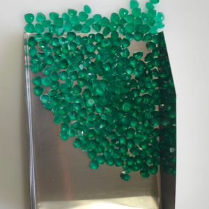 พลอยออนิกซ์สีเขียวธรรมชาติ 3 มม. รูปหัวใจ คุณภาพดีที่สุด พลอยเม็ดเดี่ยวสำหรับทำเครื่องประดับ ผลิตภัณฑ์จากเรดเมาน์เทน เจมส์ - Product Image 2