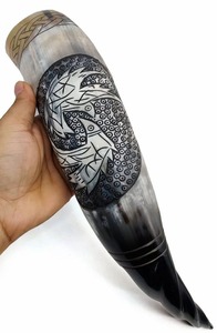 Corne à boire en corne de buffle FAIZA CRAFT avec support, design viking sculpté à la main, étanche, pour la bière, édition de Noël FC-3882 - Product Image 4