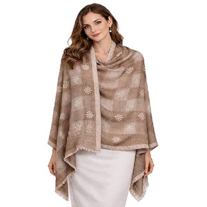 Chal de Cachemira de Lujo para Mujer, con Patrón de Hojas de Chinar, Suave y Ligero, Estilo Pashmina - Product Image 1