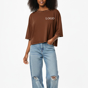 Camiseta Corta Oversize de Alta Calidad para Mujer, Color Marrón, Algodón, Cuello Redondo, Hombros Caídos, Manga Corta, Logotipo Estampado, Corte Holgado, Estilo Casual - Product Image 5