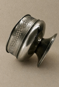 Bol à fruits rond sur pied en argent, finition antique, centre de table décoratif, fournisseur en gros OEM ODM - Product Image 2