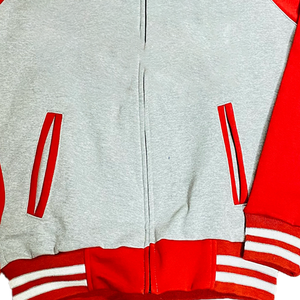 เสื้อแจ็คเก็ตวาร์ซิตี้แบบยูนิเซ็กซ์สั่งทำพิเศษ ผ้าขนสัตว์หนานุ่ม ติดกระดุมหุ้มผ้า พิมพ์ลายดิจิทัล สีสันสดใสตามสั่ง - Product Image 5