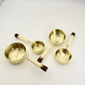 Juego de Tazas Medidoras de Acero Inoxidable de Calidad Alimentaria con Asas de Resina, Utensilios de Cocina Superventas, Tazas para Contar y Medir - Product Image 4