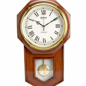 Horloge murale pendulaire ronde en bois moderne Calvin Handicrafts, style antique Smiths London, chiffres romains, marron - Product Image 1