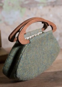 Sac à main de luxe en bois de qualité supérieure pour mariage, fabriqué en Inde, et sac à vêtements de nouvelle conception de la meilleure qualité. - Product Image 2