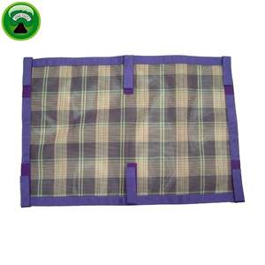 Protector de Establos para Caballos de Nailon en 2 Colores - Product Image 1