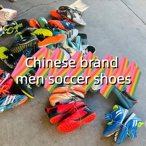 Scarpe da Calcio Usate di Marca Cinese All'Ingrosso, Comode, Unisex, di Seconda Mano - Product Image 4