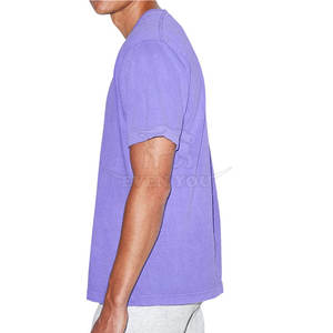 T-shirt vierge respirant en coton premium, tissu doux et durable, idéal pour l'impression personnalisée et la broderie - Product Image 2