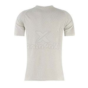Camiseta de Fútbol de Manga Corta Resistente con Costuras Reforzadas Diseñada para Máxima Comodidad y Uso Prolongado en el Campo - Product Image 2