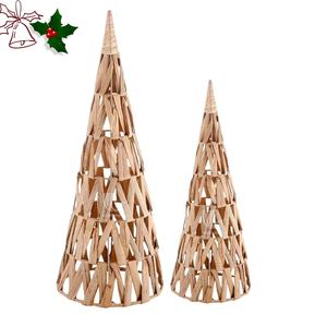 Arbre de Noël et décoration de table en jacinthe d'eau naturelle, décoration de vacances durable faite à la main du Vietnam - Product Image 1