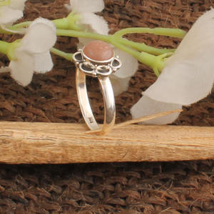 Bague en argent sterling 925 avec pierre de lune naturelle pêche, cabochon rond, bijou de déclaration, vente en gros, fabricant de bijoux - Product Image 5