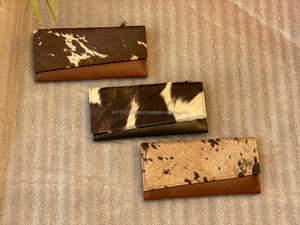 Nouveaux vrais cheveux faits à la main sur cacher portefeuilles pour femmes portefeuille mince à deux volets en cuir Snap fourrure pochette sac à main vraie vache cacher fourrure sac à main portefeuille - Product Image 3