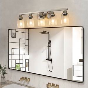Lampada da Bagno Moderna a 5 Luci da 31 Pollici con Finitura Nichel Spazzolato e Paralumi in Vetro Trasparente per Mobili da Bagno - Product Image 4