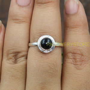 Anillo de Plata de Ley 925 con Ónix Negro Natural, Anillo Hecho a Mano con Cabujón Redondo, Joyería Minimalista para Mujer, Regalo de Navidad - Product Image 4