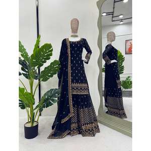 Conjunto de Traje Talla XL para Fiesta con Trabajo de Hilo y Lentejuelas para un Look Elegante - Product Image 5