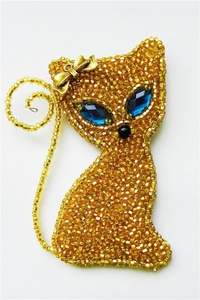 Broche Artesanal de Mariposa Arcoíris con Cuentas de Vidrio Bordadas a Mano, Pin de Solapa con Alas Vibrantes para Mujer, Decoración Creativa para Ropa - Product Image 4