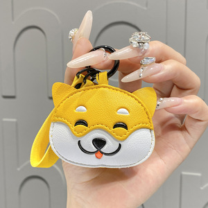 Vente en gros de porte-clés mousqueton en cuir PU de haute qualité pour sac à dos, idéal comme cadeau - Product Image 3