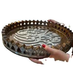 Assiette à chocolat en bois d'acacia avec incrustation de nacre, la plus populaire des créations de designers, écologique, plateau de service rond, cadeau d'affaires - Product Image 4