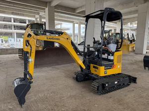 Mini-excavatrice neuve 9017F de 1,7 tonne à braquage zéro pour espaces étroits et travaux en intérieur - Product Image 5