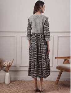 Vestido Largo Informal de Verano para Mujer, Personalizado con Logotipo, Estilo Holgado, de Algodón y Lino, Manga Corta, Cuello en V, Color Sólido, Alta Calidad - Product Image 2