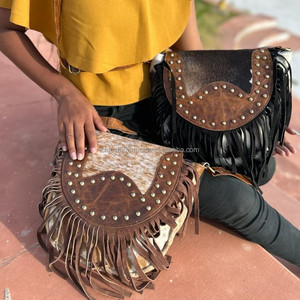 Nuevo y elegante bolso con flecos de piel de ante para mujer, bolso cruzado perfecto de moda para mujer, superventas, bolsos cruzados en forma de barril - Product Image 3